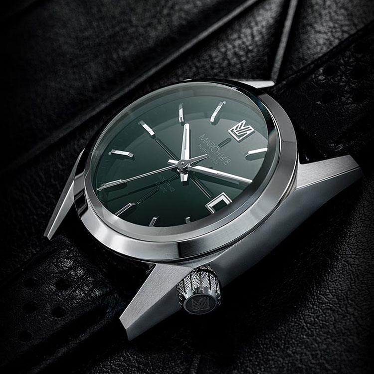 MARCH LA.B マーチエルエービー の腕時計