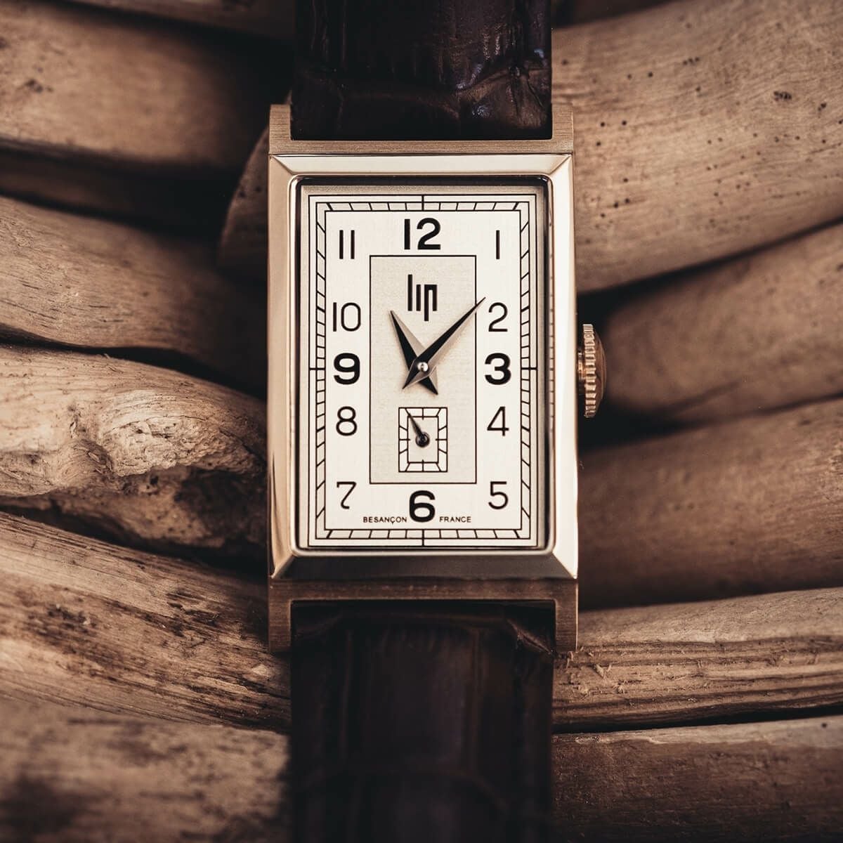 FINEBOYS2025年9月号でSnowMan目黒漣さん着用 LIP / リップ チャーチル