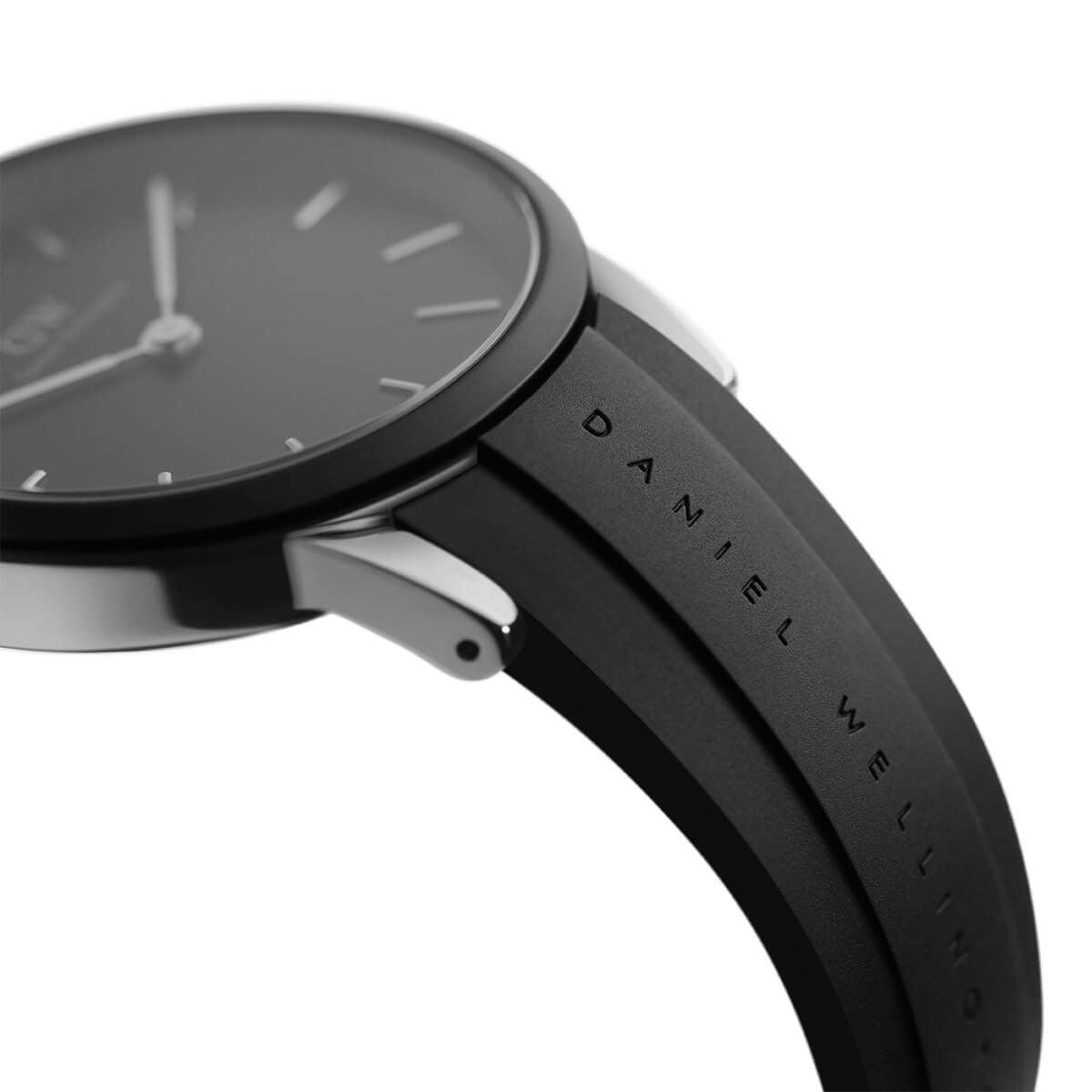 Daniel Wellington / ダニエルウェリントン アイコニックモーション