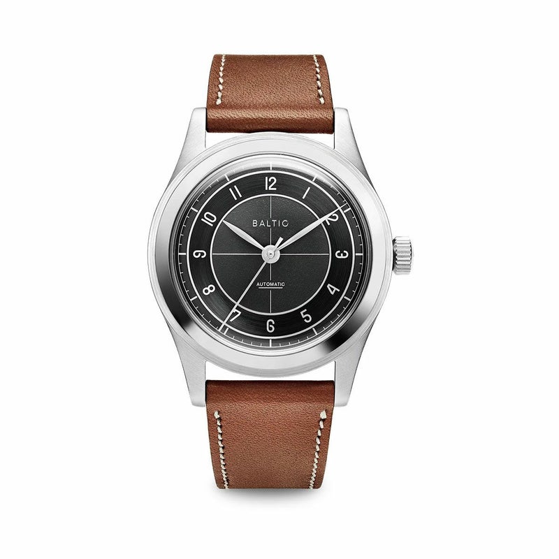 BALTIC WATCHES / バルチック HMS 002 ブラックシルバー スケルトンケースバック ライオンレザーストラップの公式ECサイト掲載画像