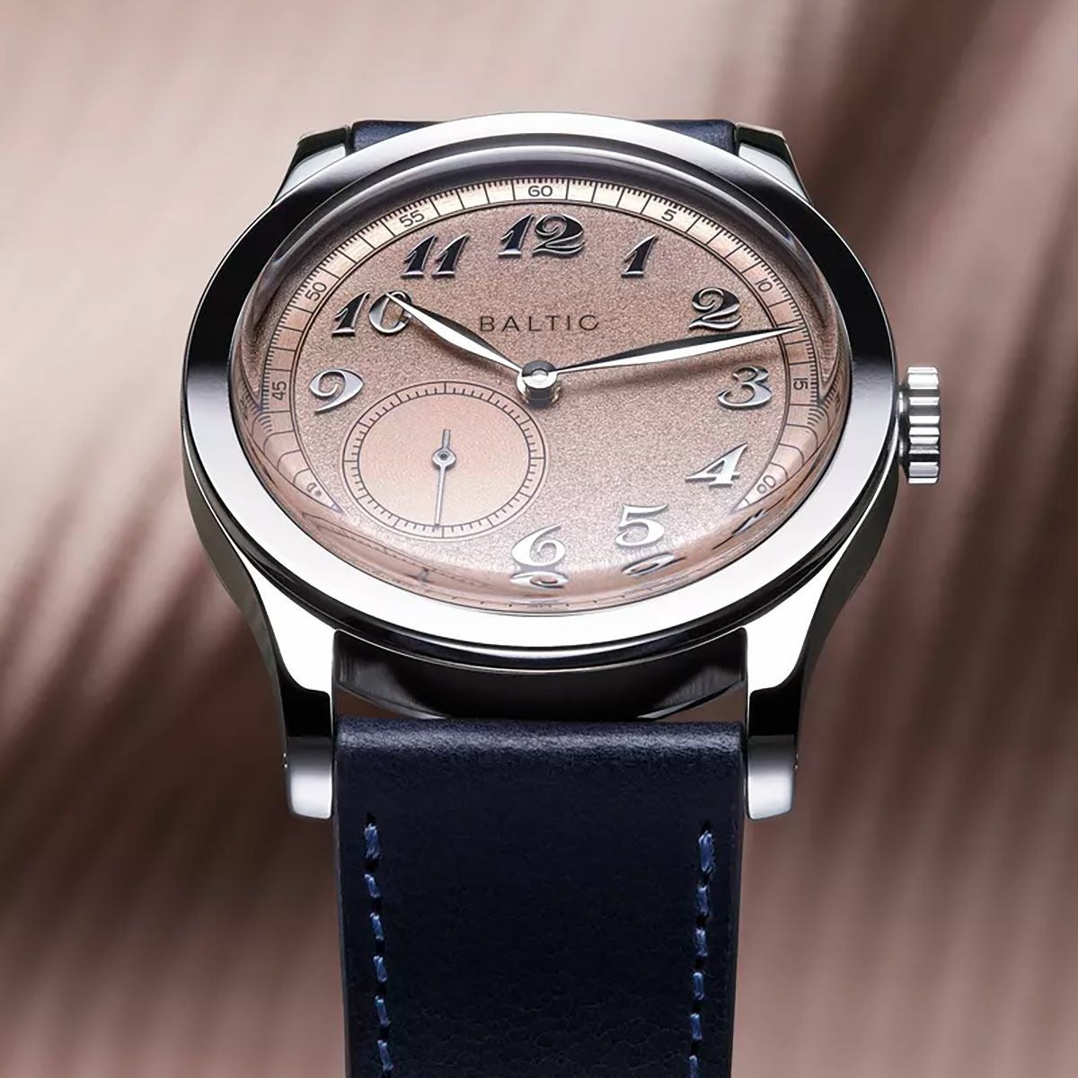 BALTIC / バルチック マイクロローター サーモン ライオン レザー