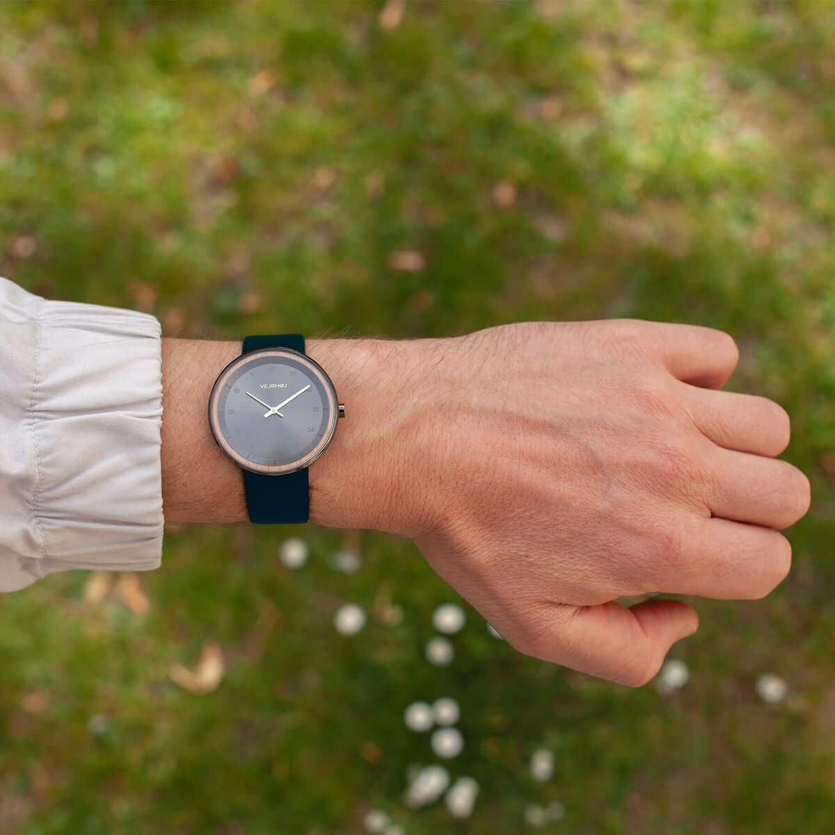 VEJRHOJ / ヴェアホイ BLACK GOLD メンズ腕時計 | H°M'S