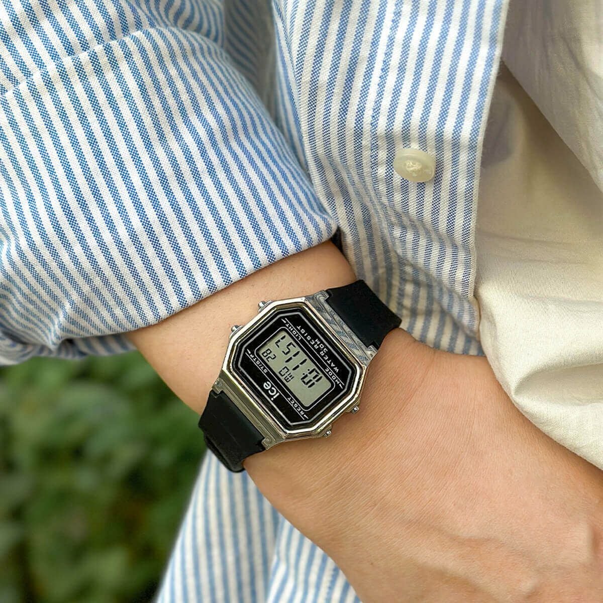 ICE-WATCH / アイスウォッチ ICE digit retro ブラックシルバー ICE-WATCH / アイスウォッチ ICE digit retro ブラックシルバー