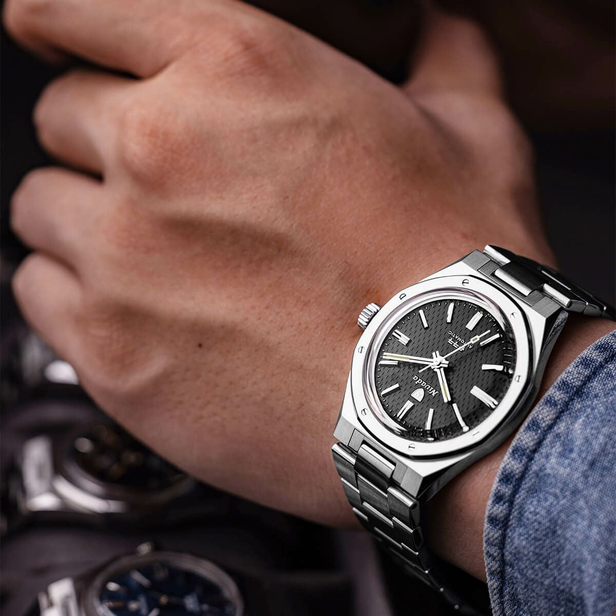 Nivada Grenchen / ニバダ グレンヒェン F77 ブラックダイヤル メンズ