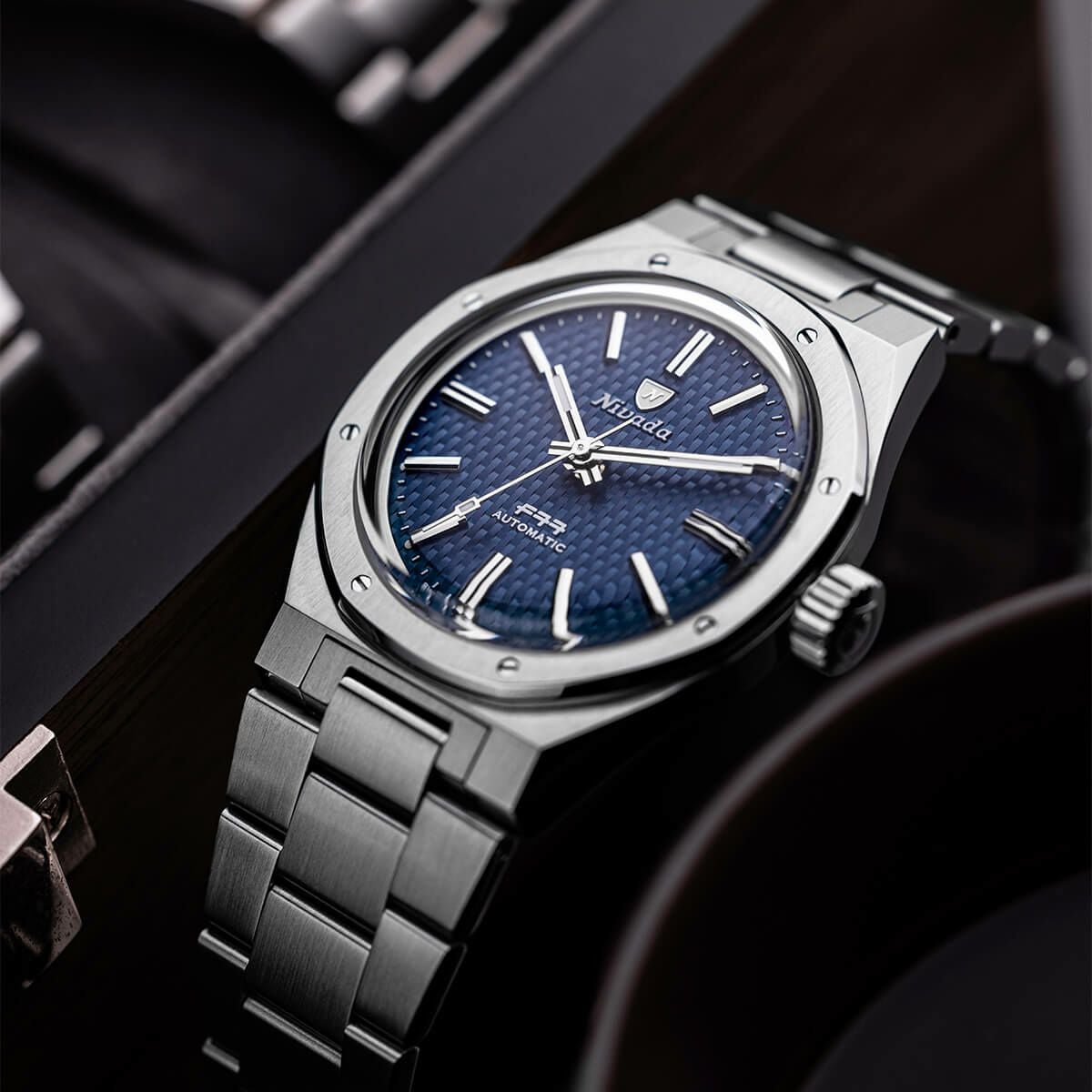 Nivada Grenchen / ニバダ グレンヒェン F77 ブルーダイヤル メンズ