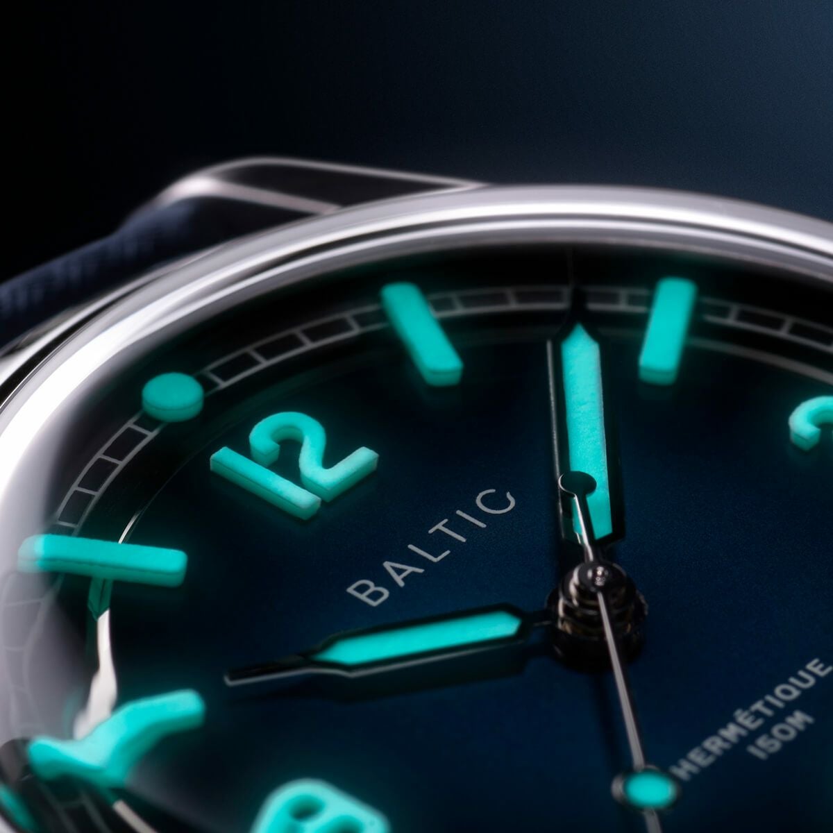 BALTIC / バルチック エルメティック ツアラー ブルー ダイヤル