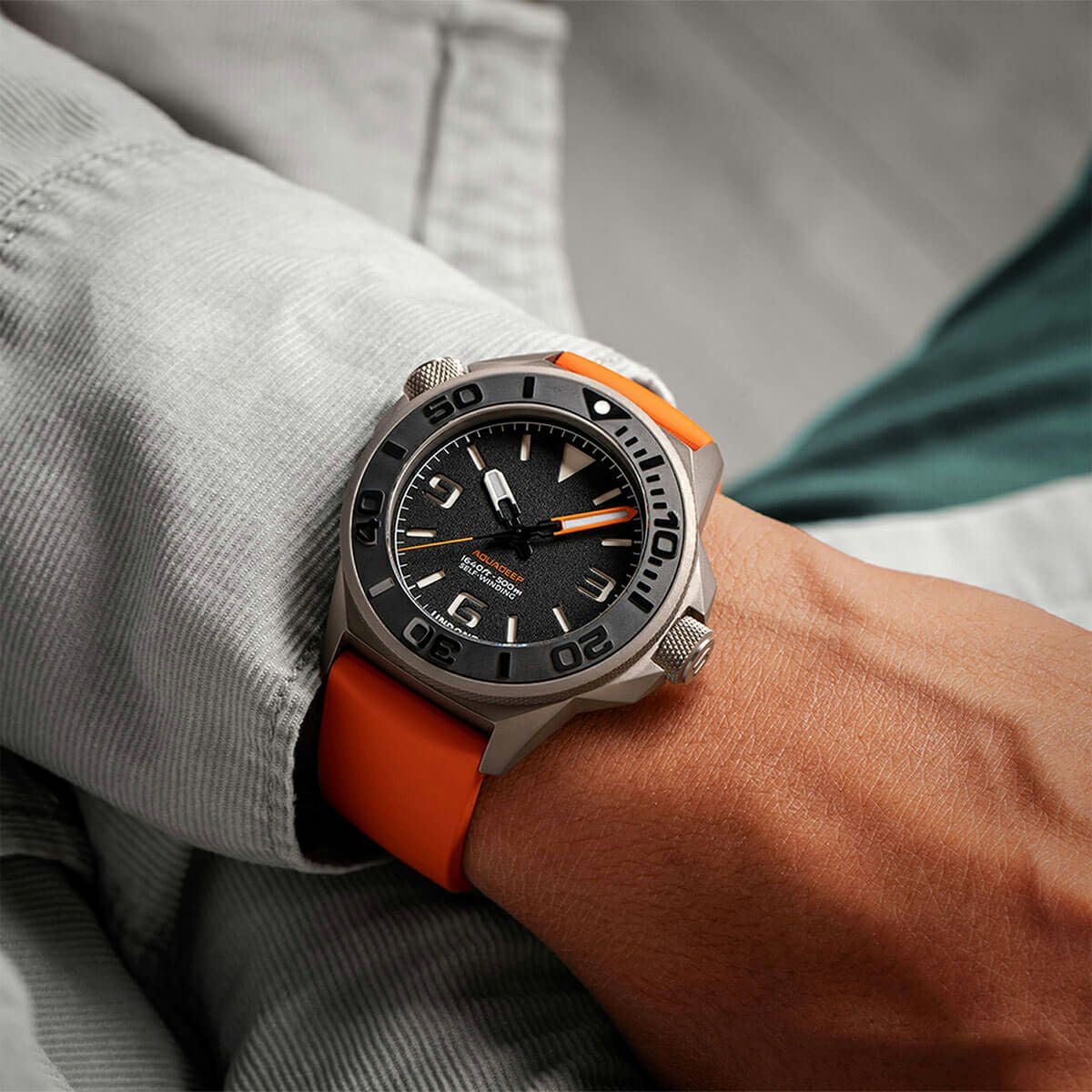 UNDONE / アンダーン アクアディープ シグナル オレンジ メンズ腕時計