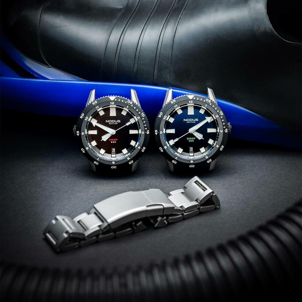 NODUS Watches / ノダスウォッチ SECTOR DEEP BLACK DESTRO メンズ
