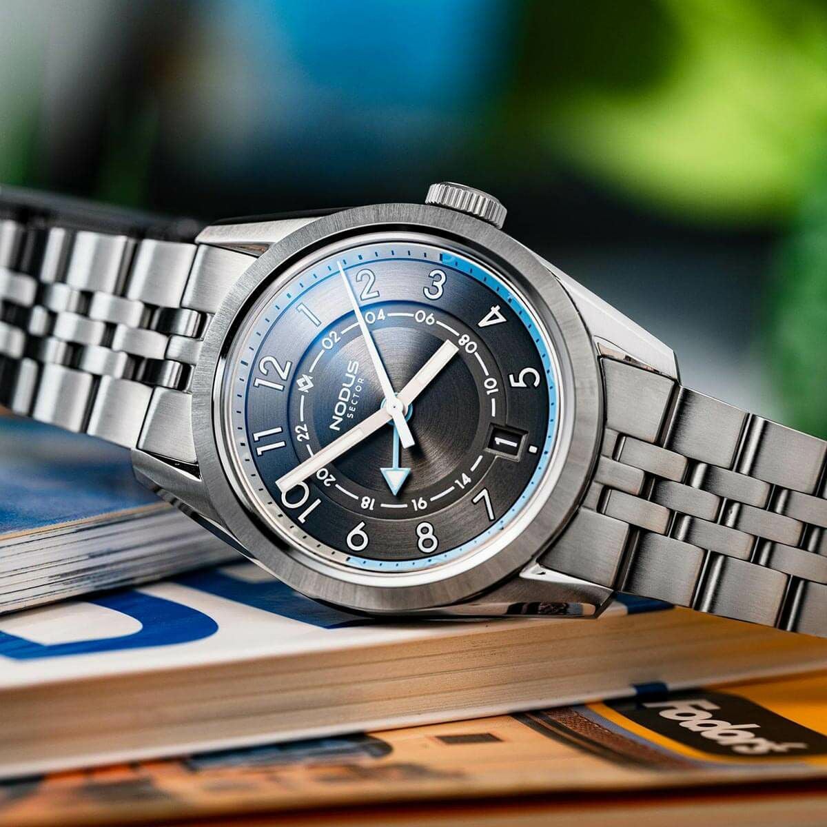 NODUS Watches / ノダスウォッチ SECTOR GMT METRO STAINLESS STEEL