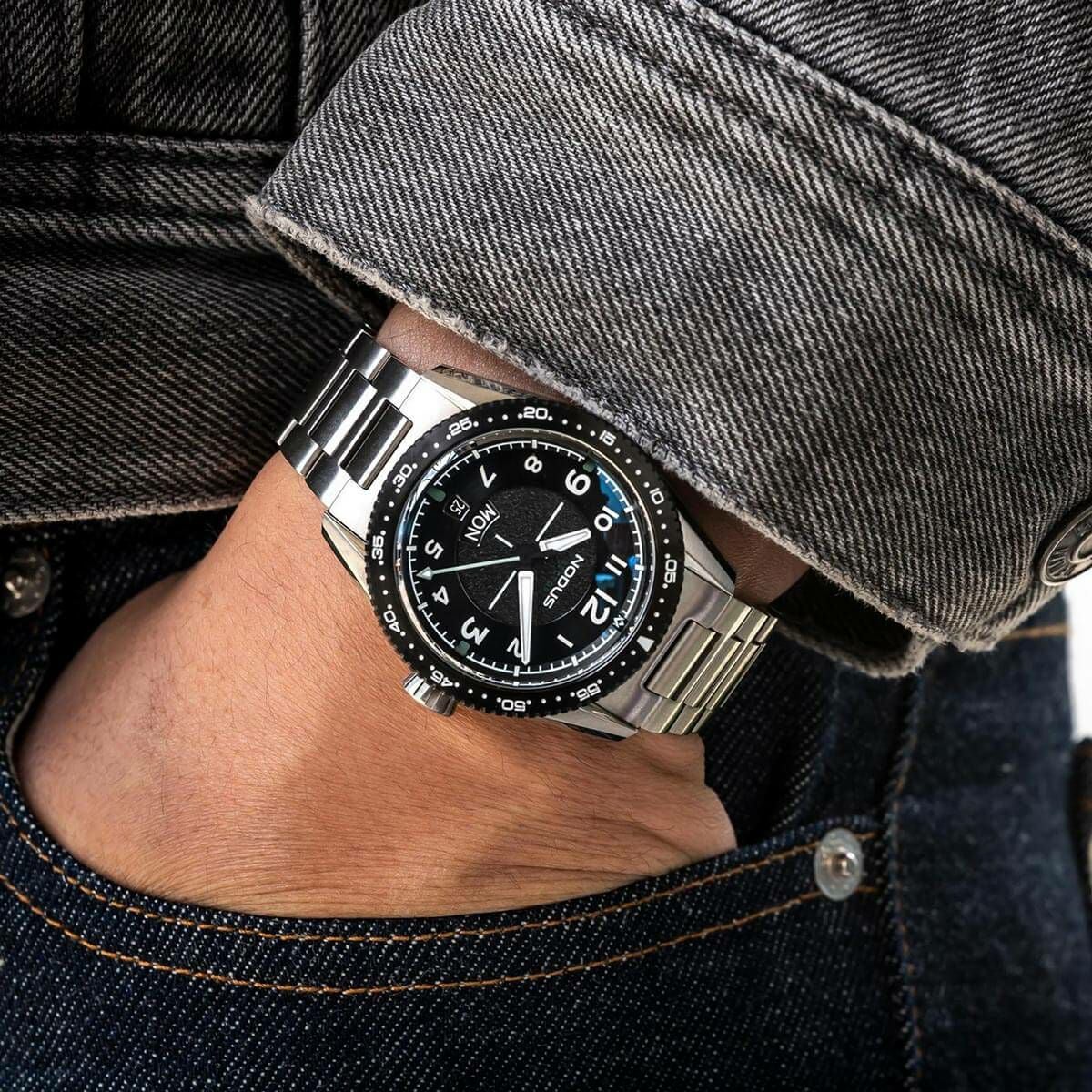 NODUS Watches / ノダスウォッチ SECTOR PILOT BLACKBIRD BLACK DLC