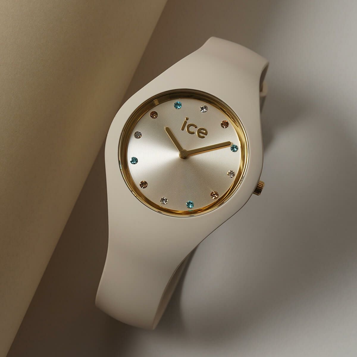 Ice-Watch / アイスウォッチ ICE cosmos バニラ Small+ 2H レディース