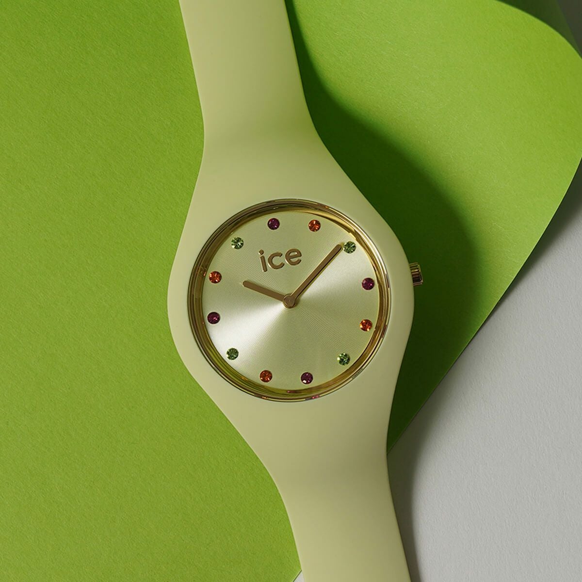 Ice-Watch / アイスウォッチ ICE cosmos マッチャ Small+ 2H