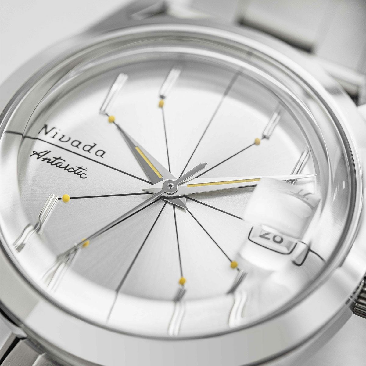 Nivada Grenchen / ニバダ グレンヒェン アンタークティック