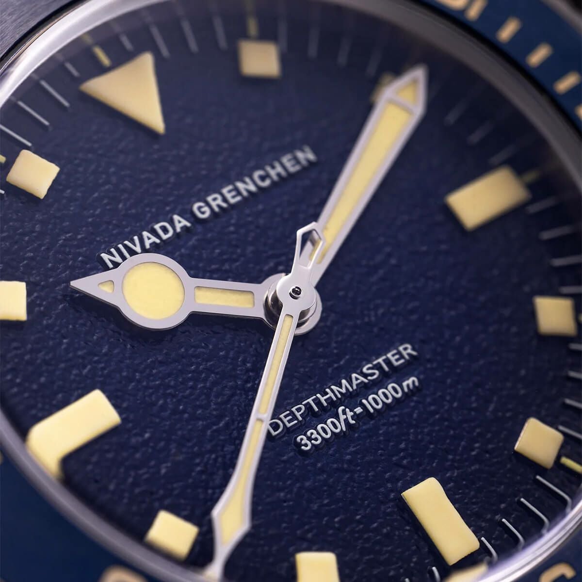 Nivada Grenchen / ニバダ グレンヒェン 【世界限定150本】デプス