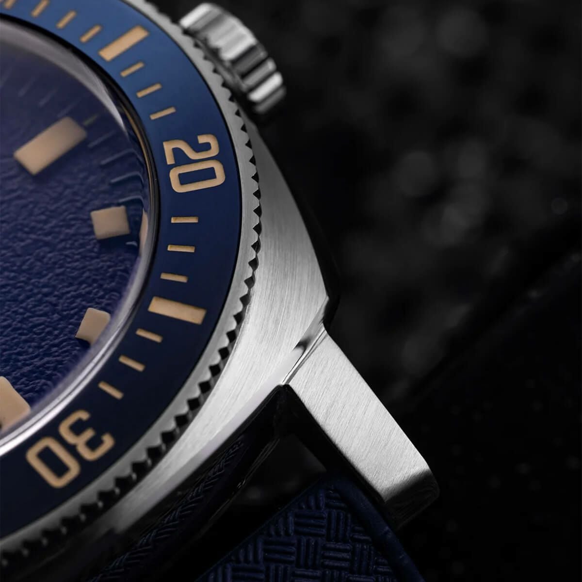 Nivada Grenchen / ニバダ グレンヒェン 【世界限定150本】デプス