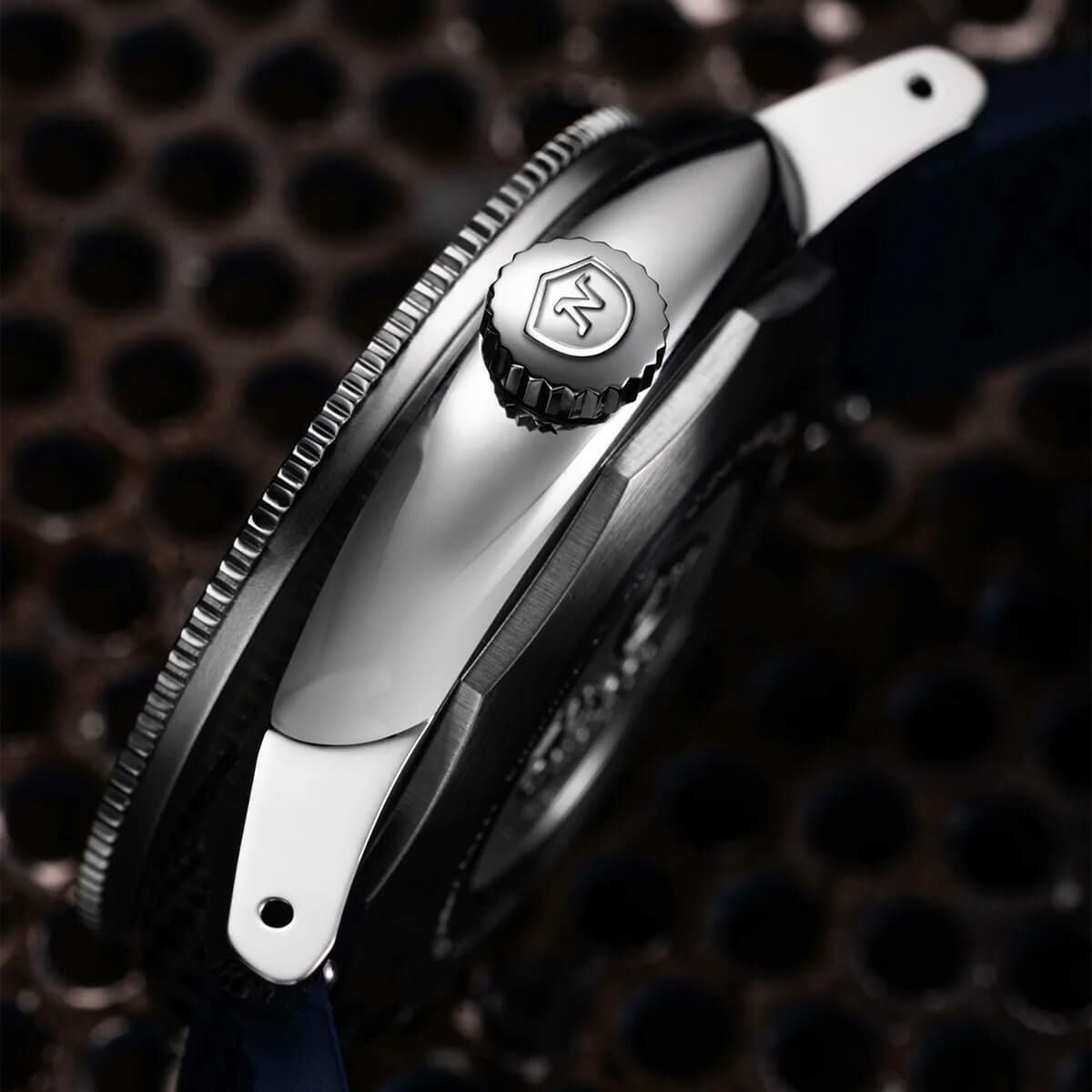 Nivada Grenchen / ニバダ グレンヒェン 【世界限定150本】デプス