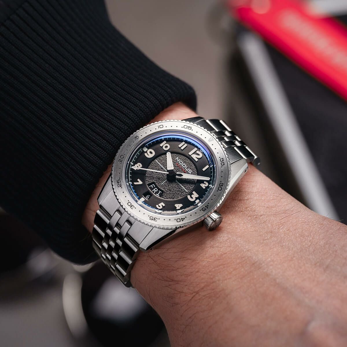 NODUS Watches / ノダスウォッチ SECTOR 2 PILOT BLACK BIRD STEEL