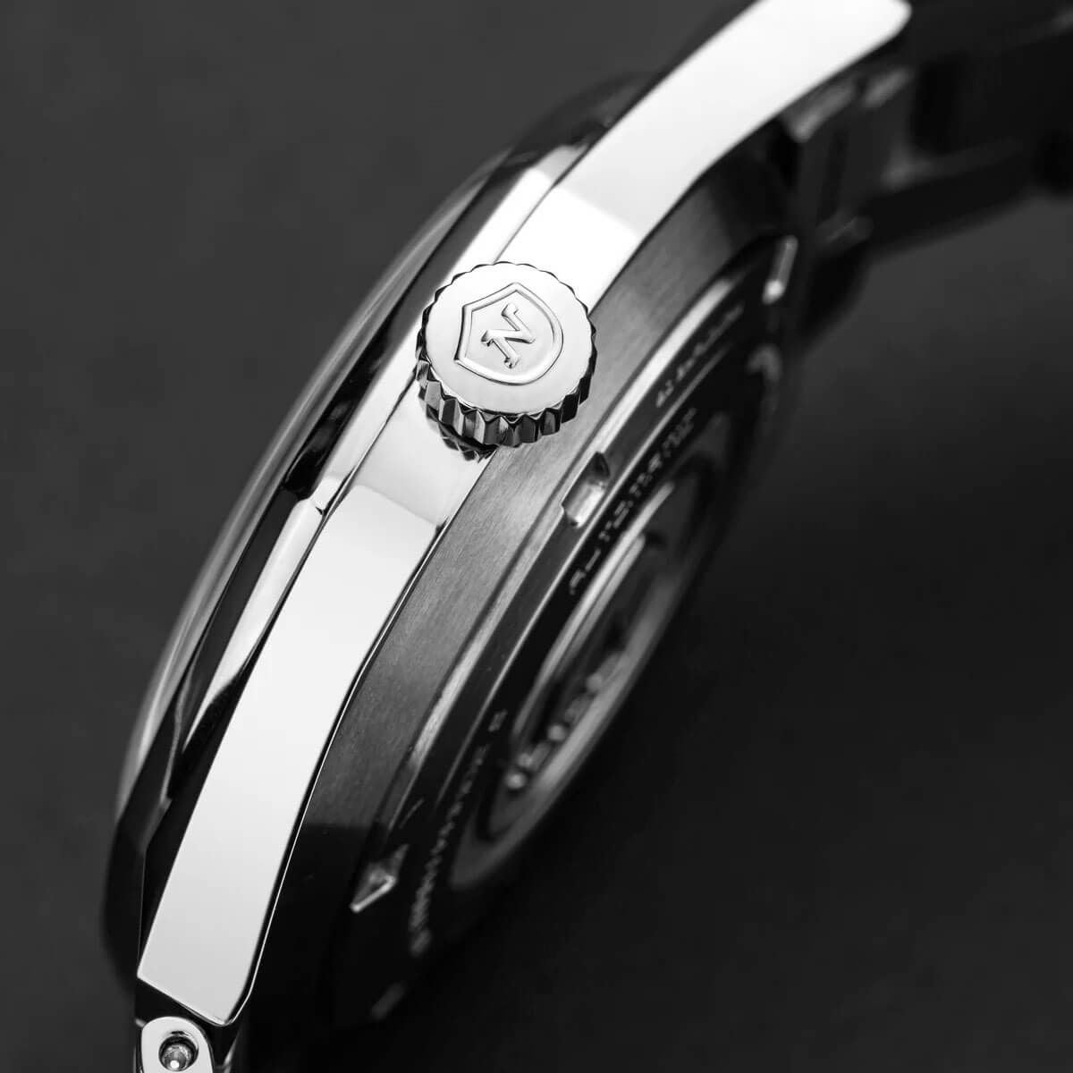 Nivada Grenchen / ニバダ グレンヒェン F77 ステンレススチール