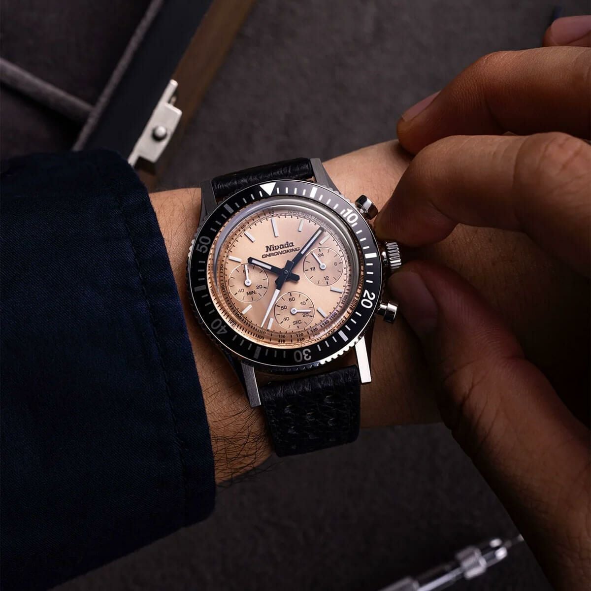 Nivada Grenchen / ニバダ グレンヒェン クロノキング メカクォーツ