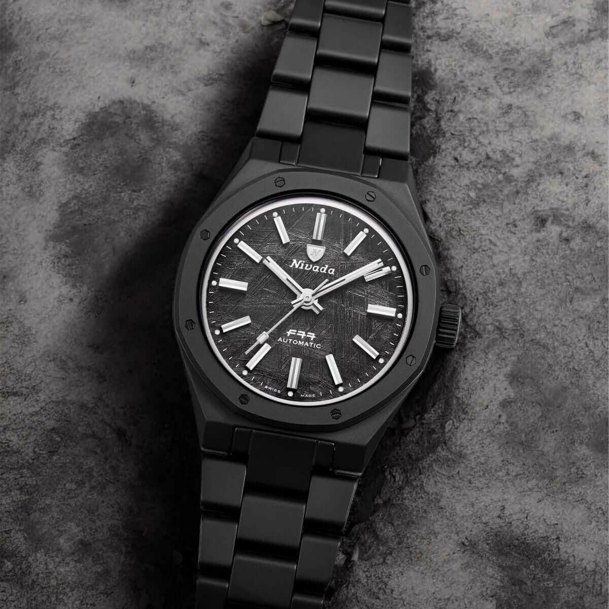 Nivada Grenchen / ニバダ グレンヒェン F77 ブラック セラミック