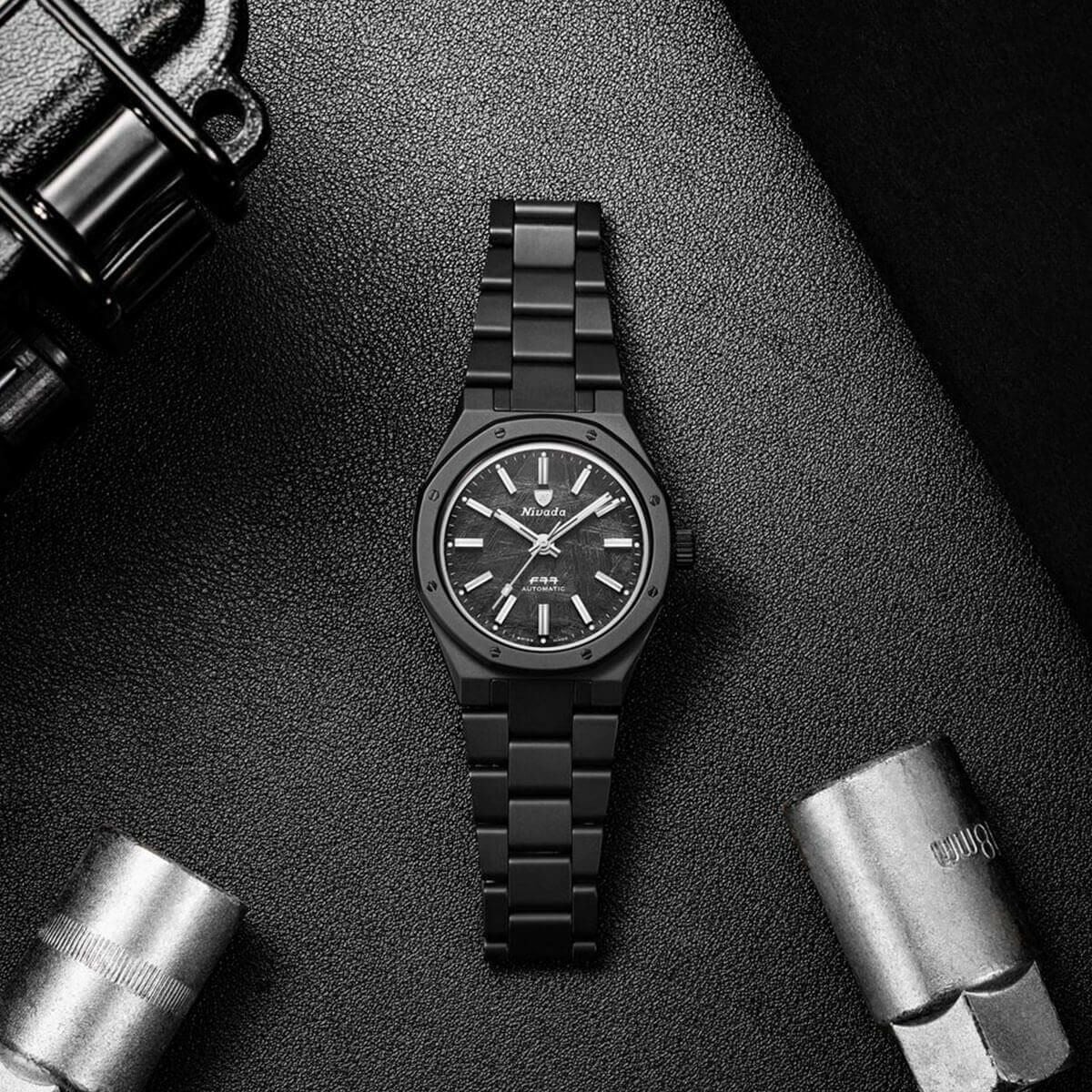 Nivada Grenchen / ニバダ グレンヒェン F77 ブラック セラミック