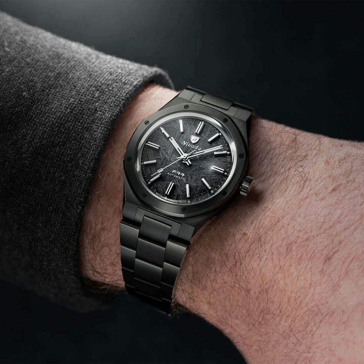 Nivada Grenchen / ニバダ グレンヒェン F77 ブラック セラミック