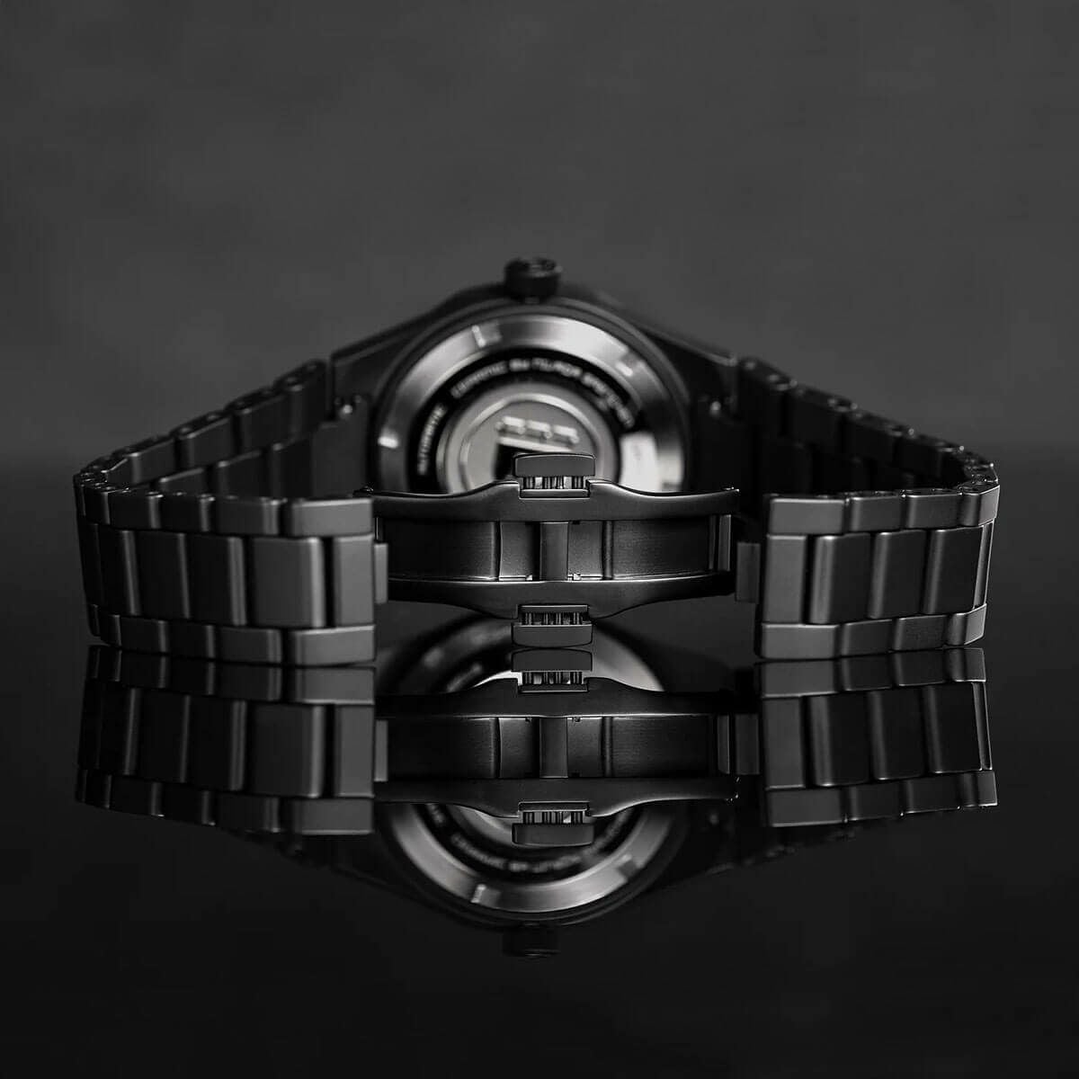 Nivada Grenchen / ニバダ グレンヒェン F77 ブラック セラミック