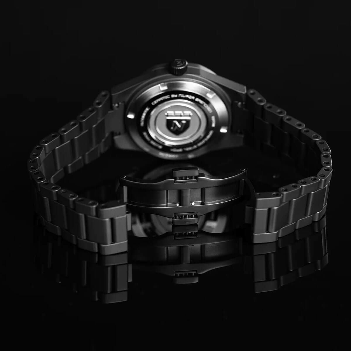 Nivada Grenchen / ニバダ グレンヒェン F77 ブラック セラミック