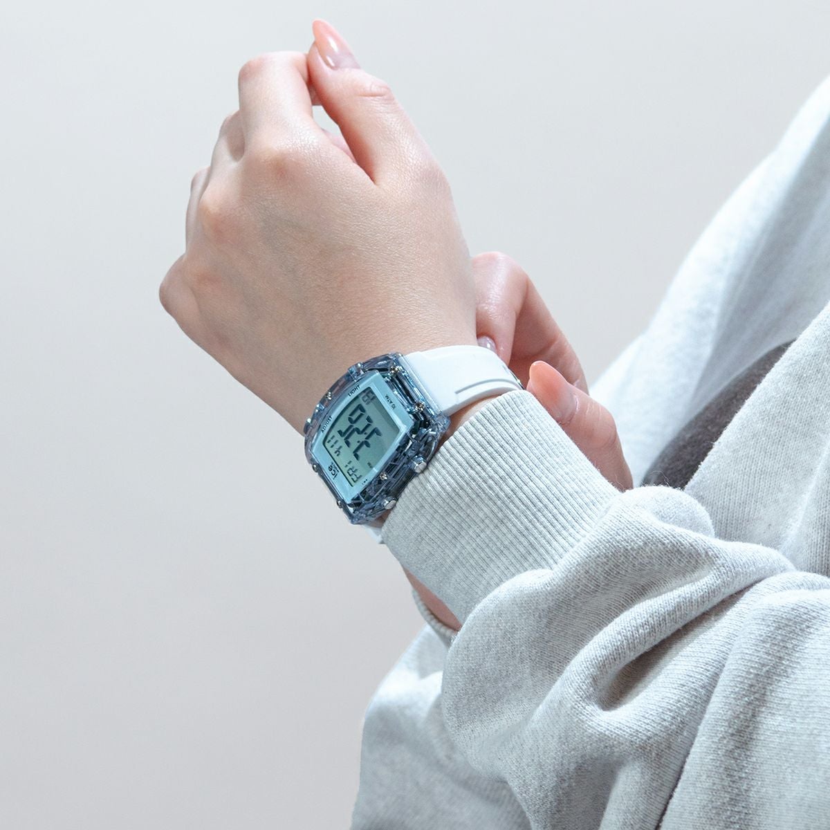 ICE-WATCH / アイスウォッチ ICE digit boliday ホワイト クリアブルー