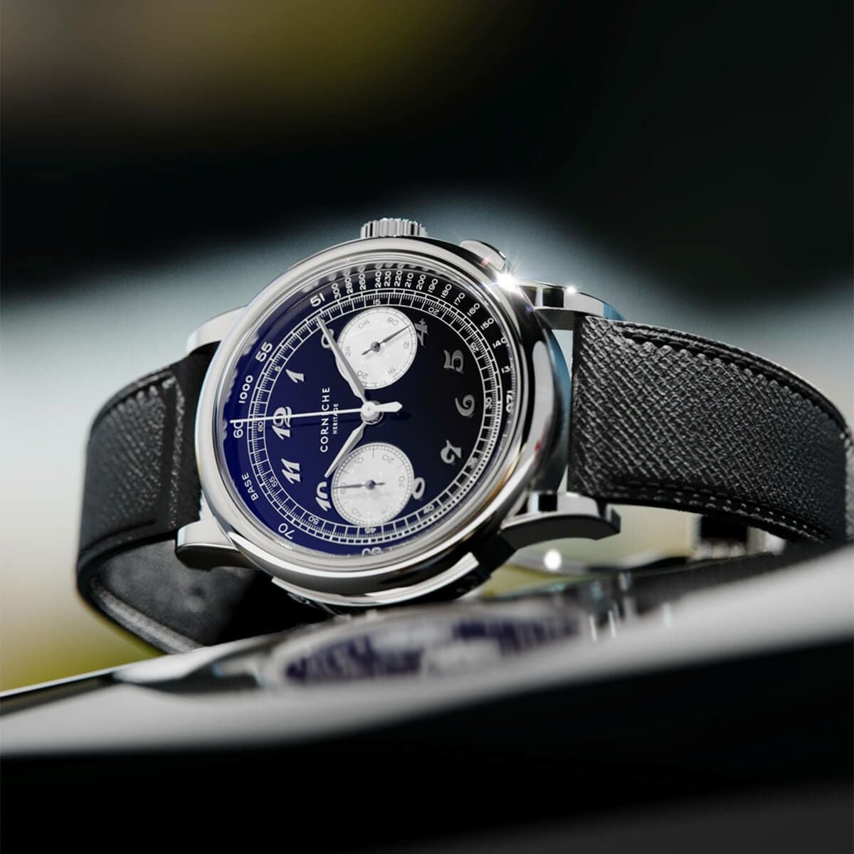 CORNICHE / コーニッシュ 【世界限定300本】ヘリテージ クロノグラフ