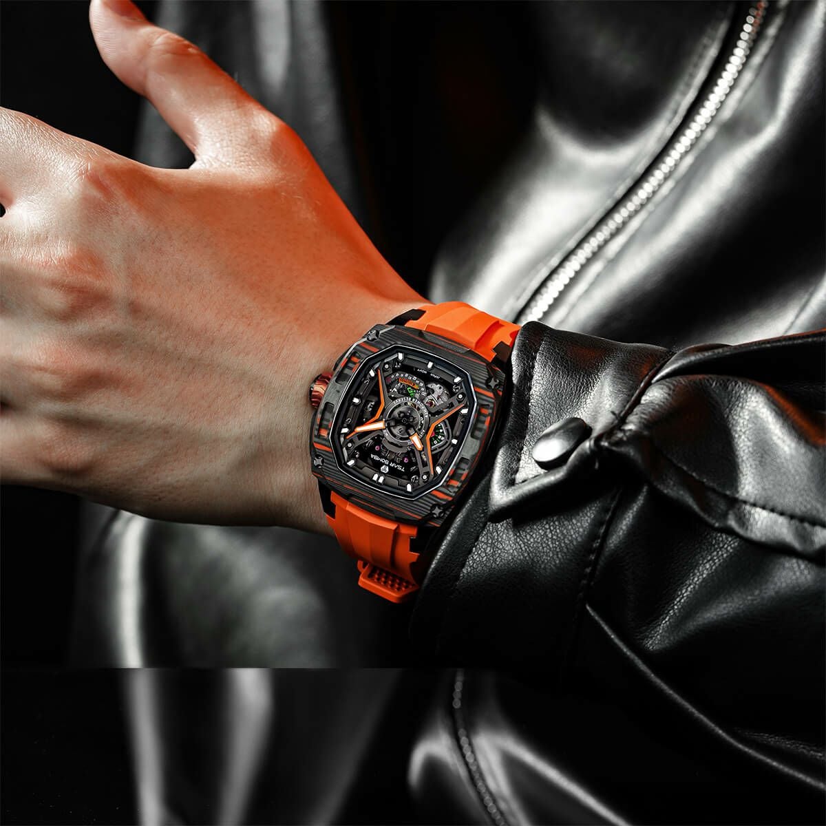 TSAR BOMBA / サーボンバ Automatic Watch ダークマター オレンジ
