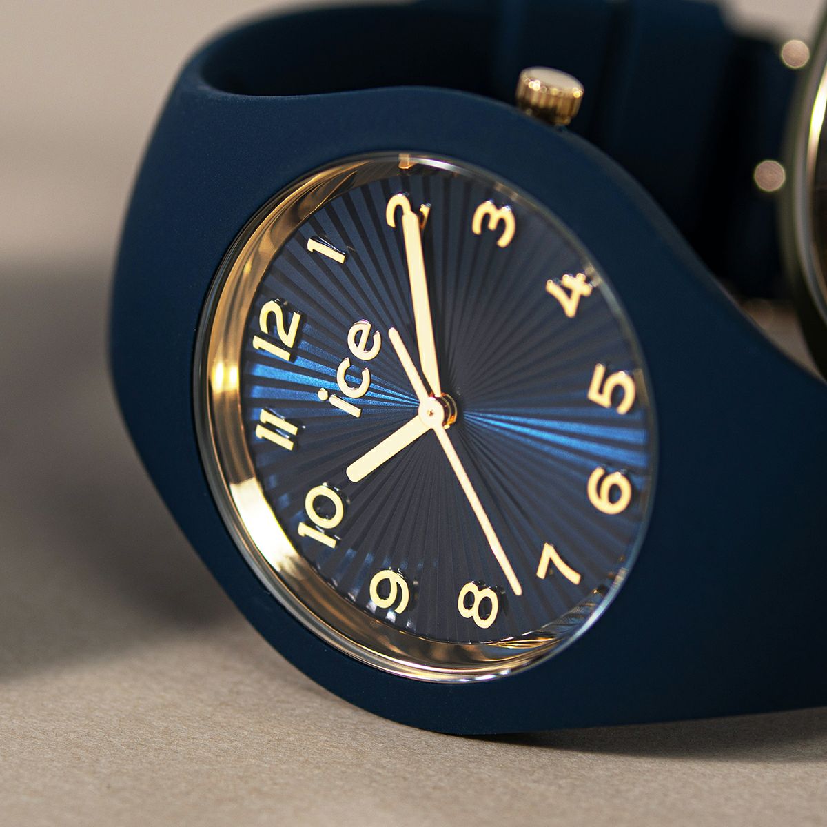 ICE-WATCH / アイスウォッチ ICE champagne ネイビーブルー S37 3H