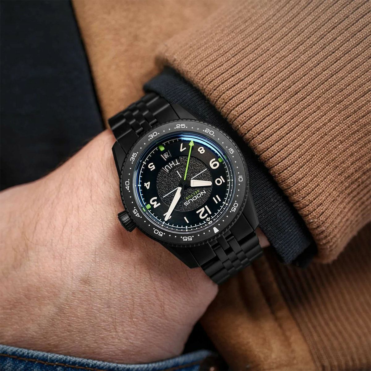 NODUS Watches / ノダス ウォッチ SECTOR II PILOT - DLC メンズ腕時計