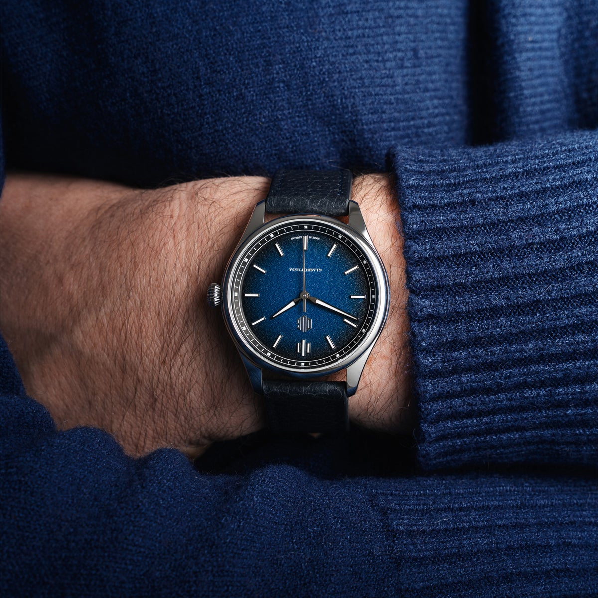 受注販売】DUG Glashutte Purist Typ 1 Royal blue no date Genuine