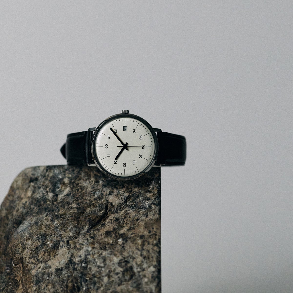 sazare / さざれ SK02-38mm / SS SILVER MIRROR FINISH / WHITE DIAL