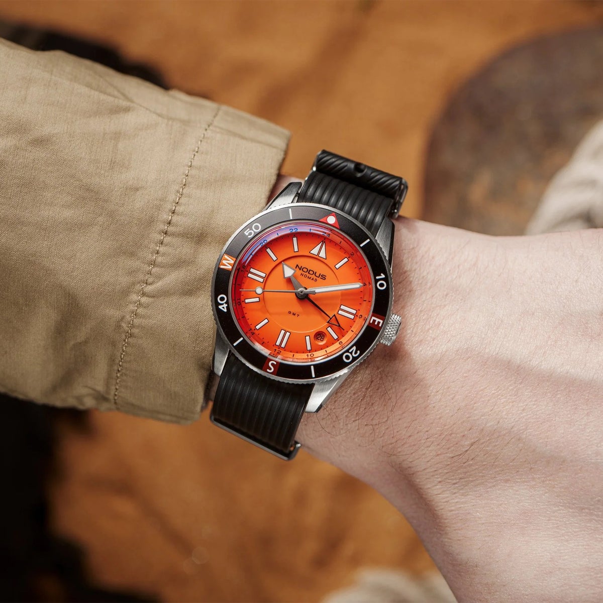 NODUS Watches / ノダス ウォッチ NOMAD - SIGNAL メンズ腕時計 | H
